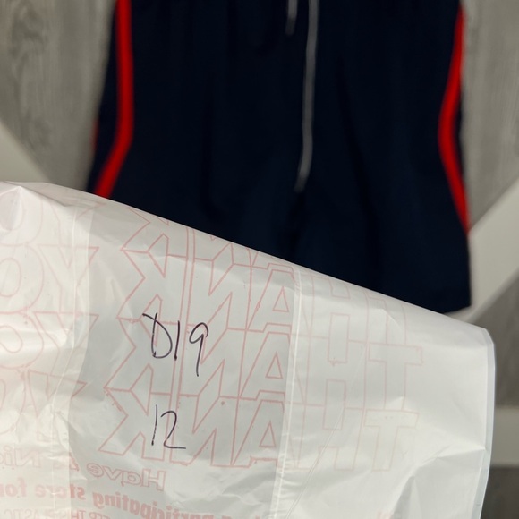 D19.15 Speedo Men's 8" Colorblock Swim Shorts - (Navy, Medium) - Picture 9 of 9